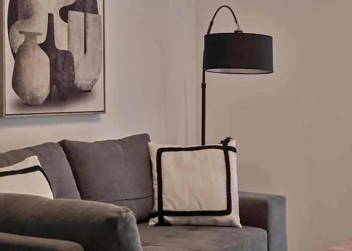 Vision Stournari Suite
